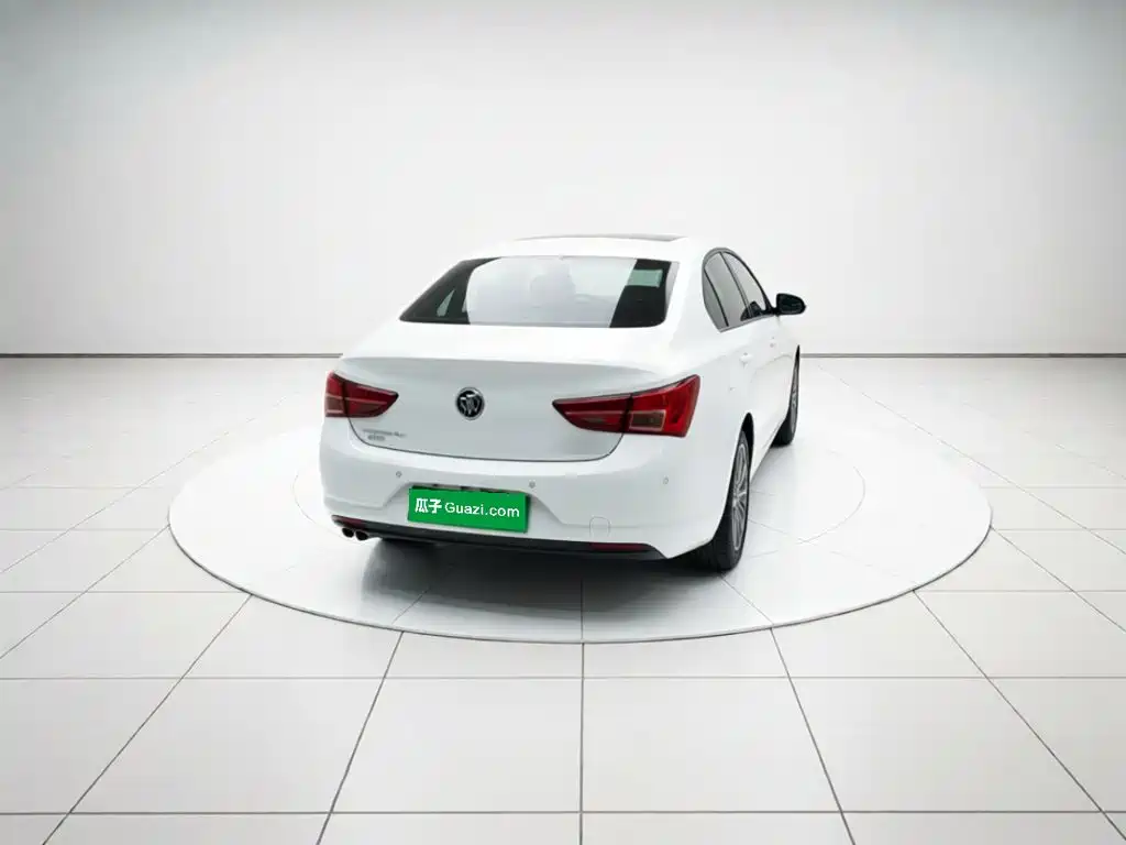 Buick Verano — миниатюра 5