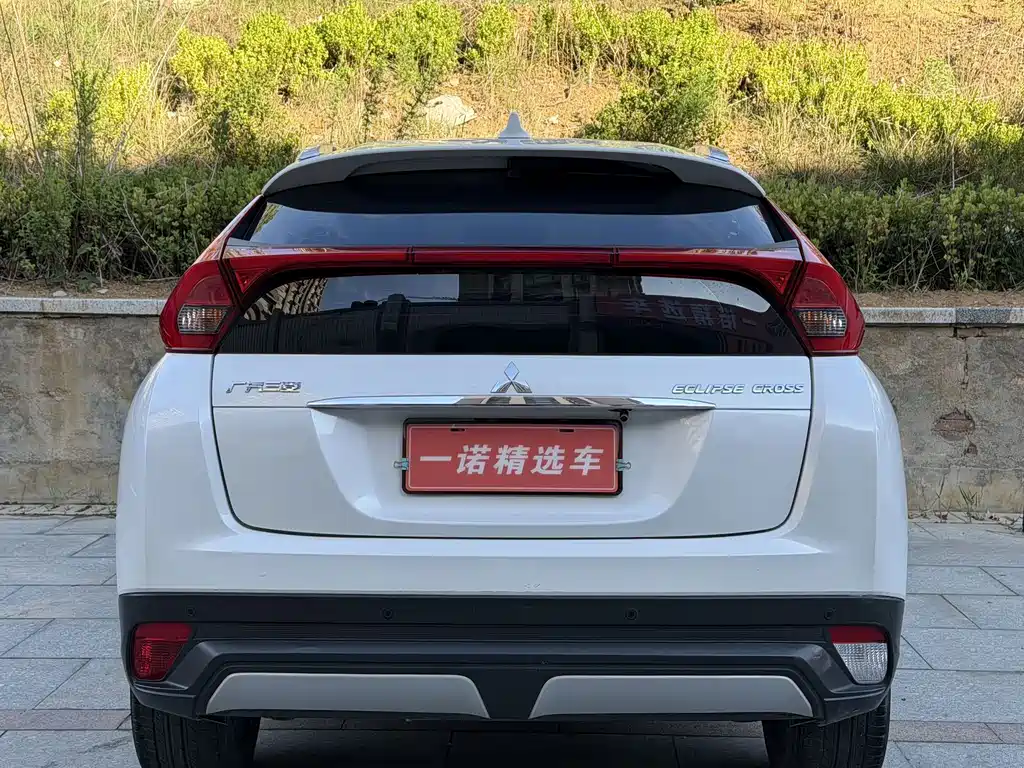 Mitsubishi Eclipse Cross — миниатюра 3