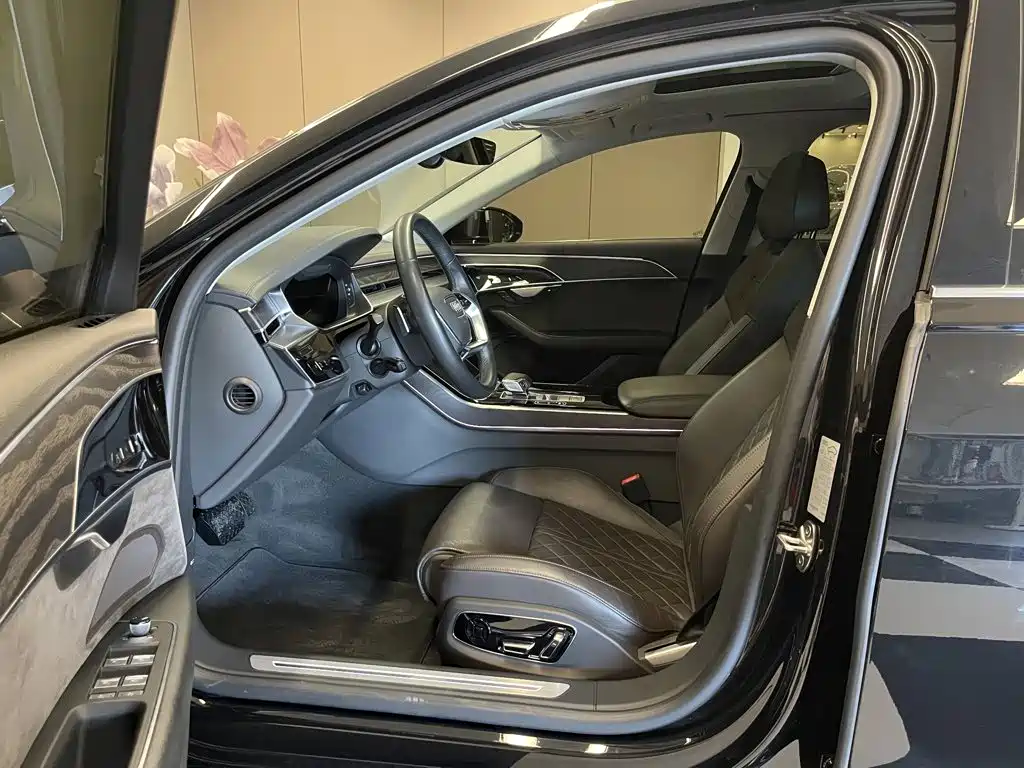 Audi A8 — миниатюра 17