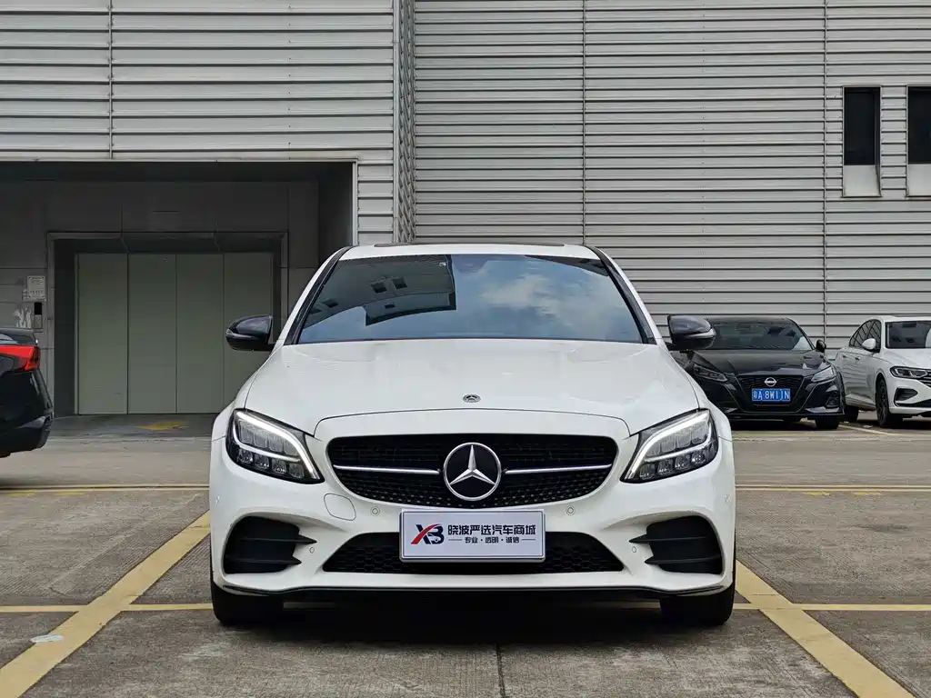 Mercedes-Benz C-Class — миниатюра 2