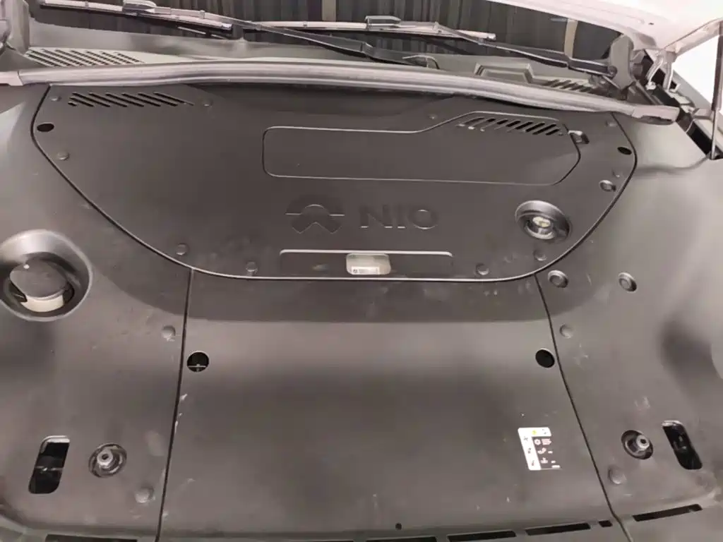 NIO ES8 — миниатюра 20