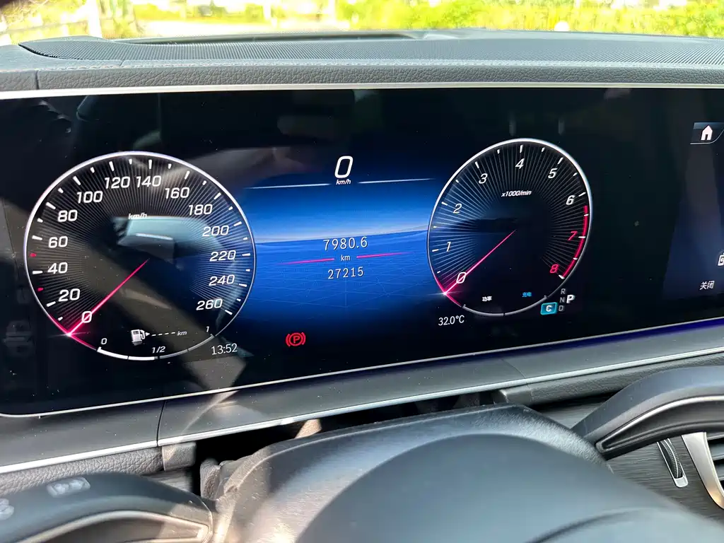 Mercedes-Benz GLE (Import) — миниатюра 7