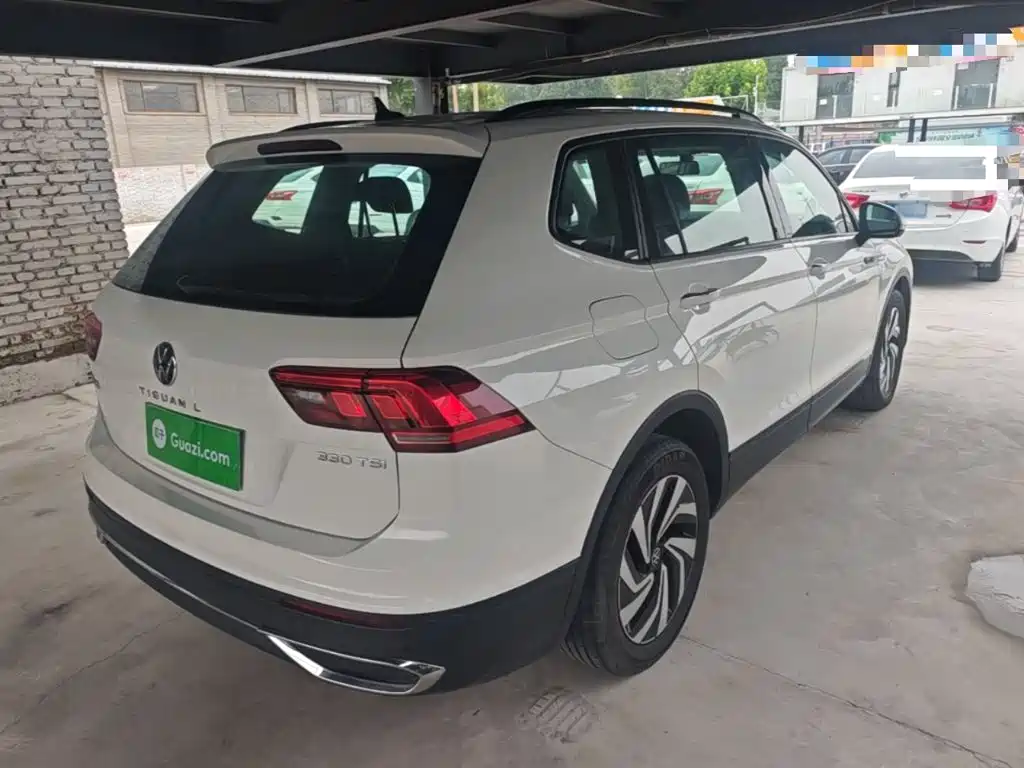 Volkswagen Tiguan L — миниатюра 7