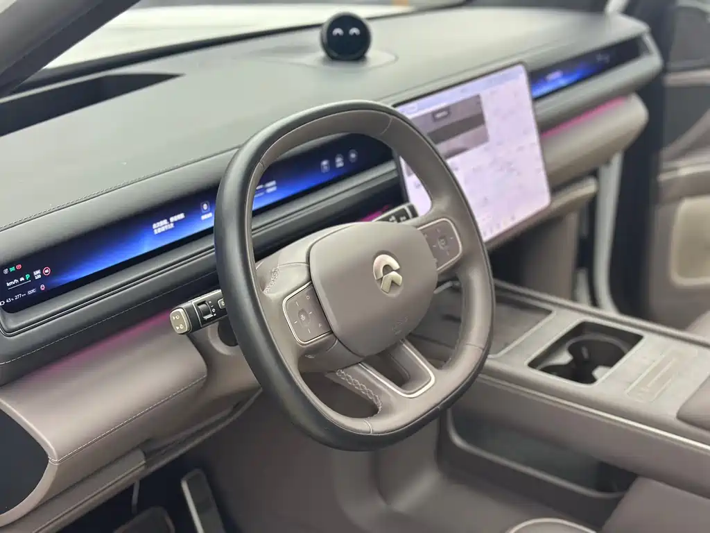 NIO ES8 — миниатюра 10