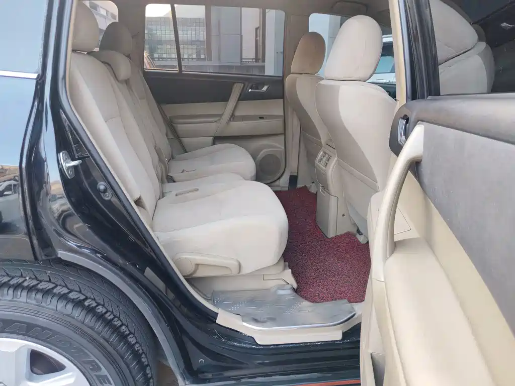Toyota Highlander — миниатюра 12