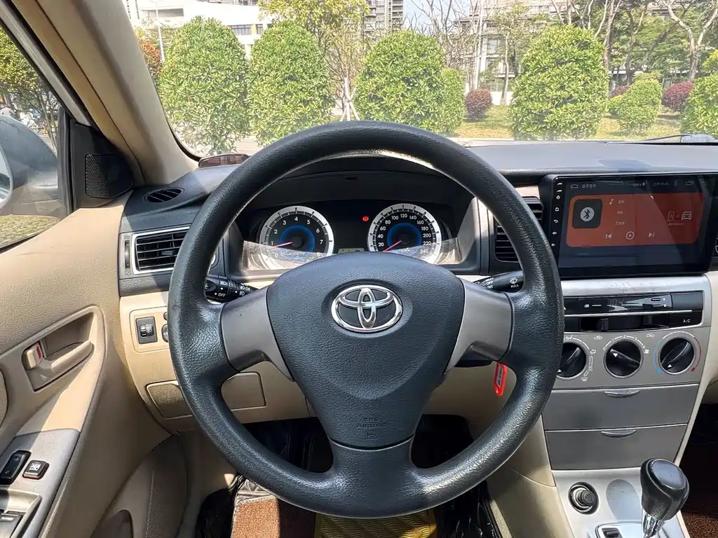 Toyota Corolla 2013 1.6L AT
