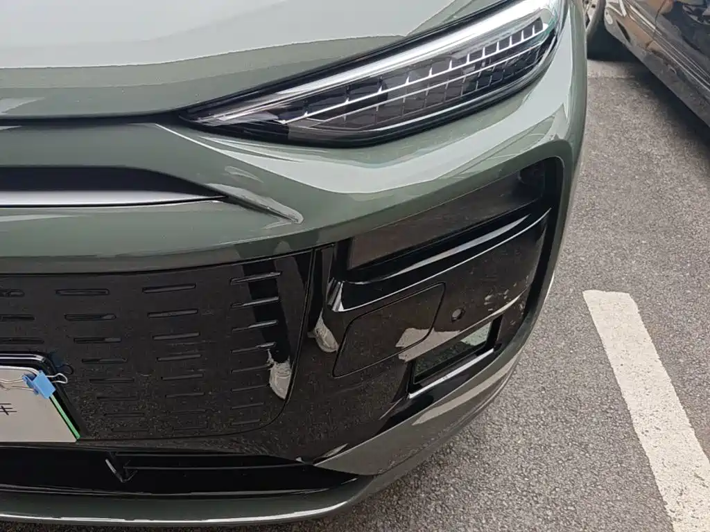 Audi Q6L e-tron — миниатюра 24