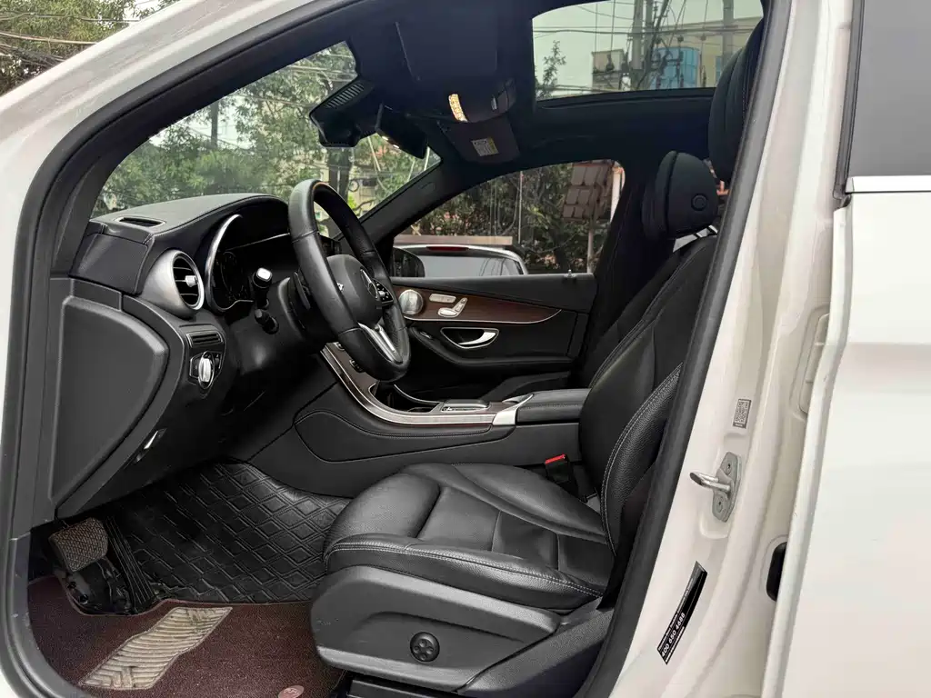 Mercedes-Benz GLC 2021 GLC 300 L 4MATIC