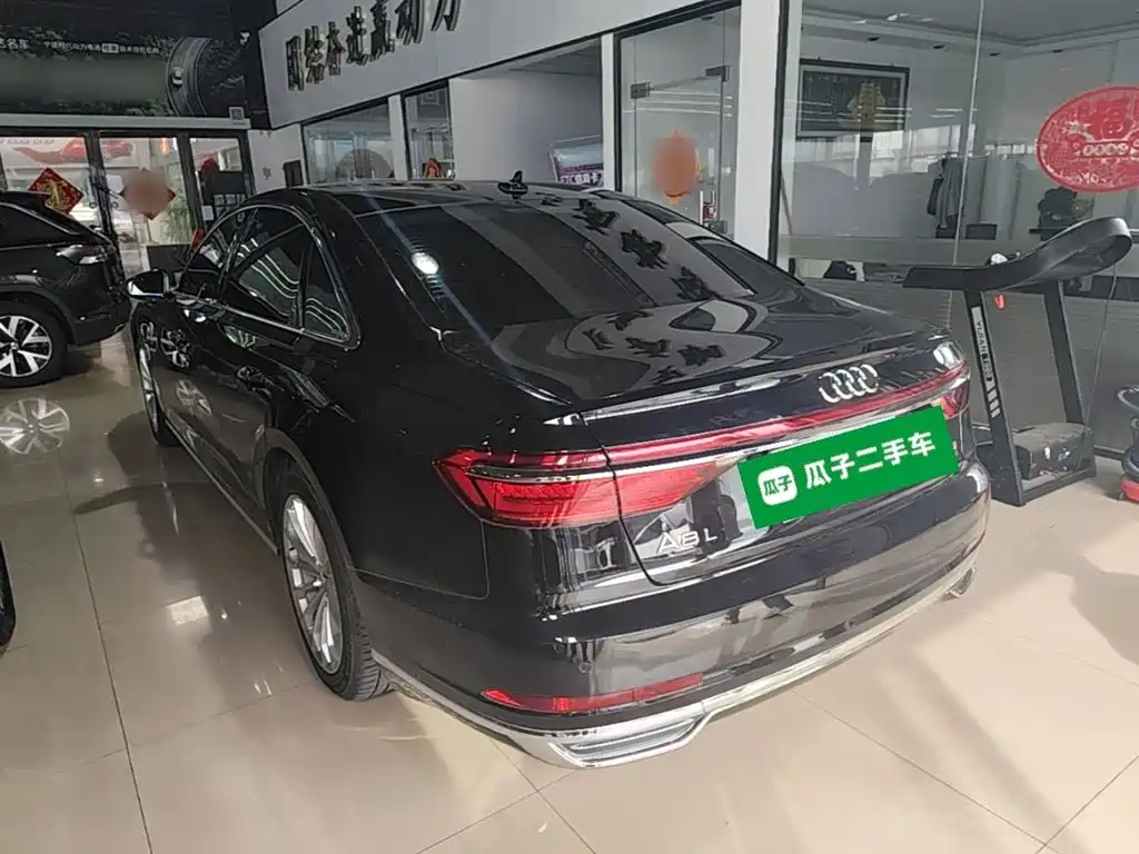 Audi A8 — миниатюра 5