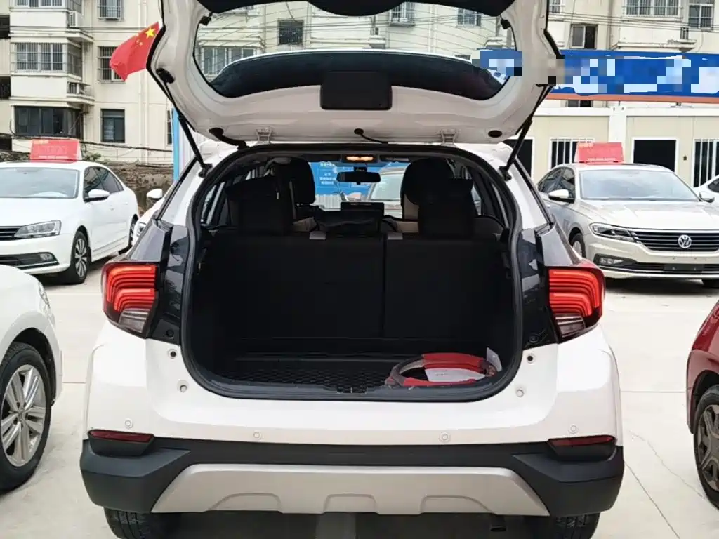 Toyota Yaris L — миниатюра 19