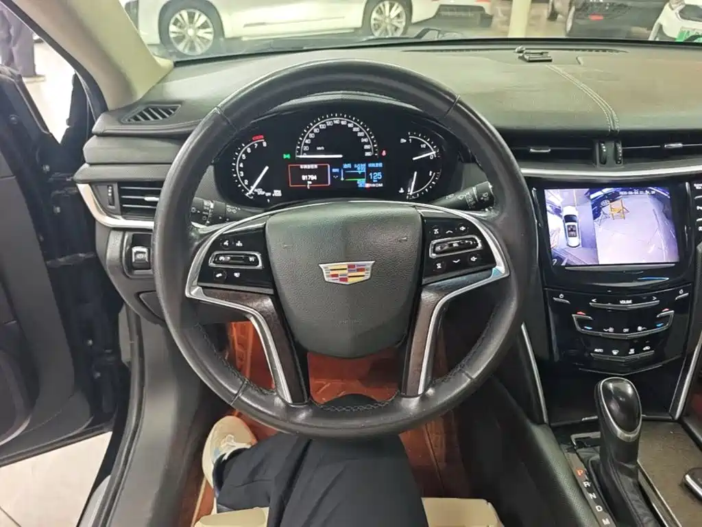 Cadillac XTS — миниатюра 11