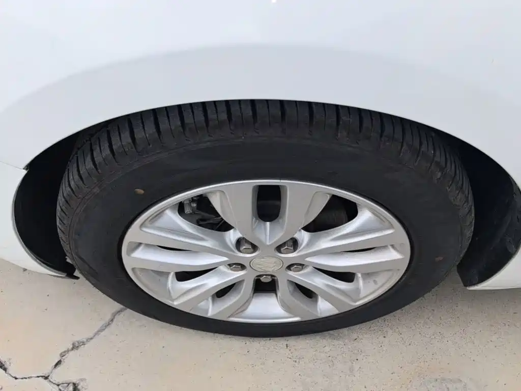 Buick Excelle — миниатюра 23