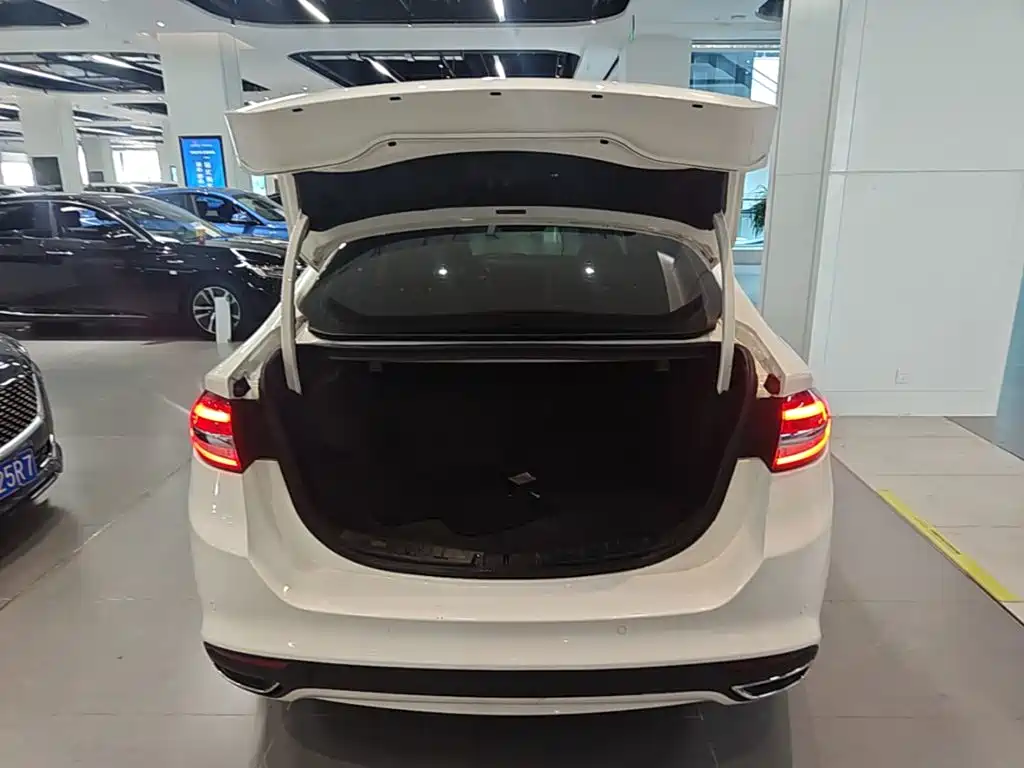 Ford Mondeo — миниатюра 19