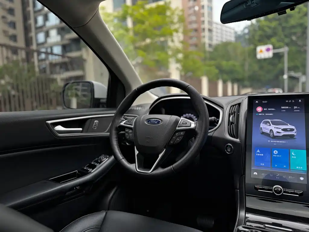 Ford Edge — миниатюра 10