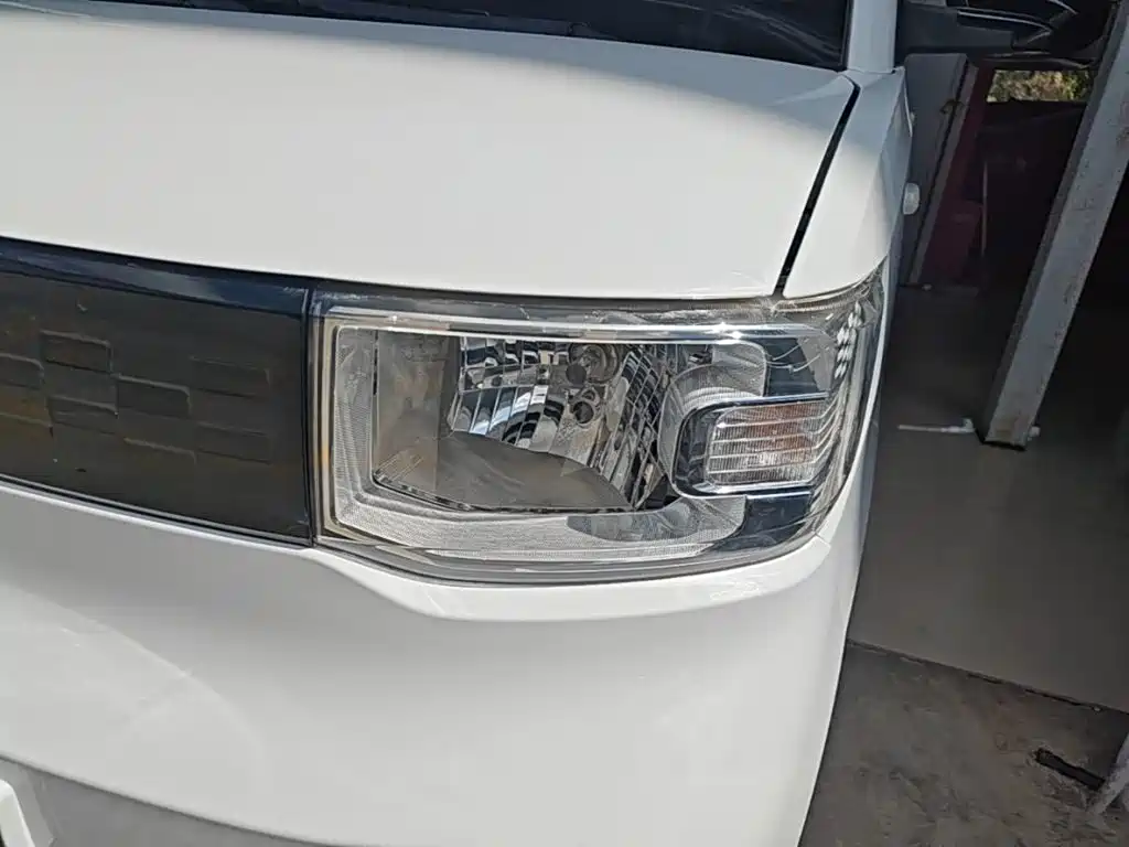 Wuling MINIEV — миниатюра 24