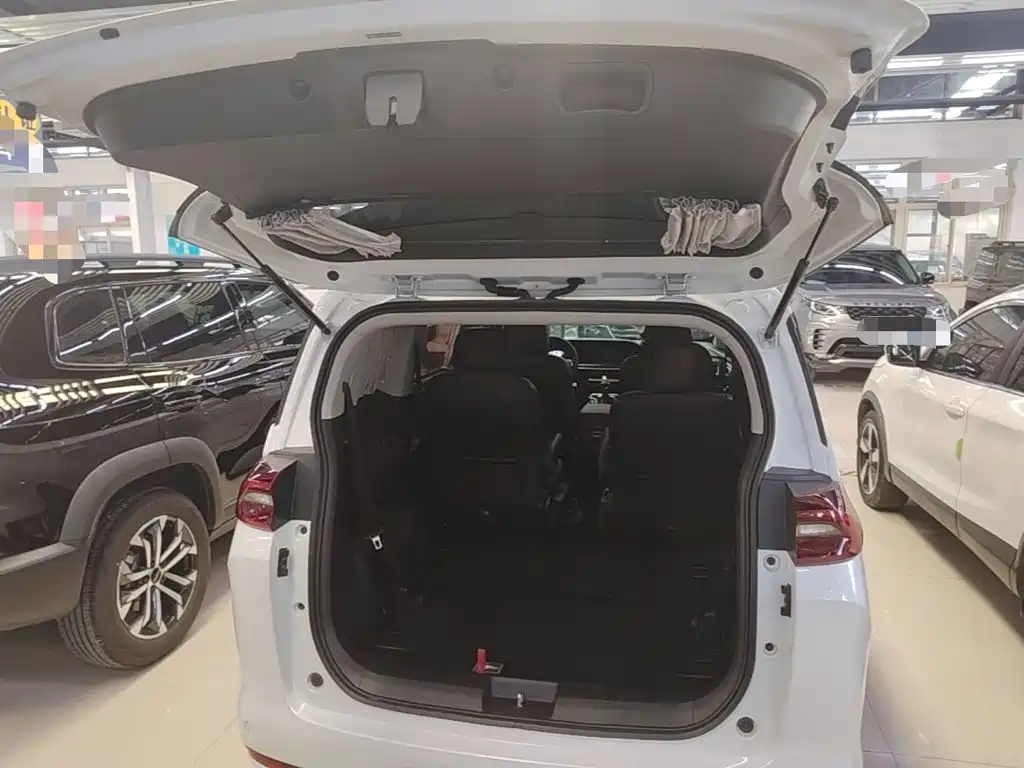 GAC Motor Trumpchi M6 — миниатюра 19