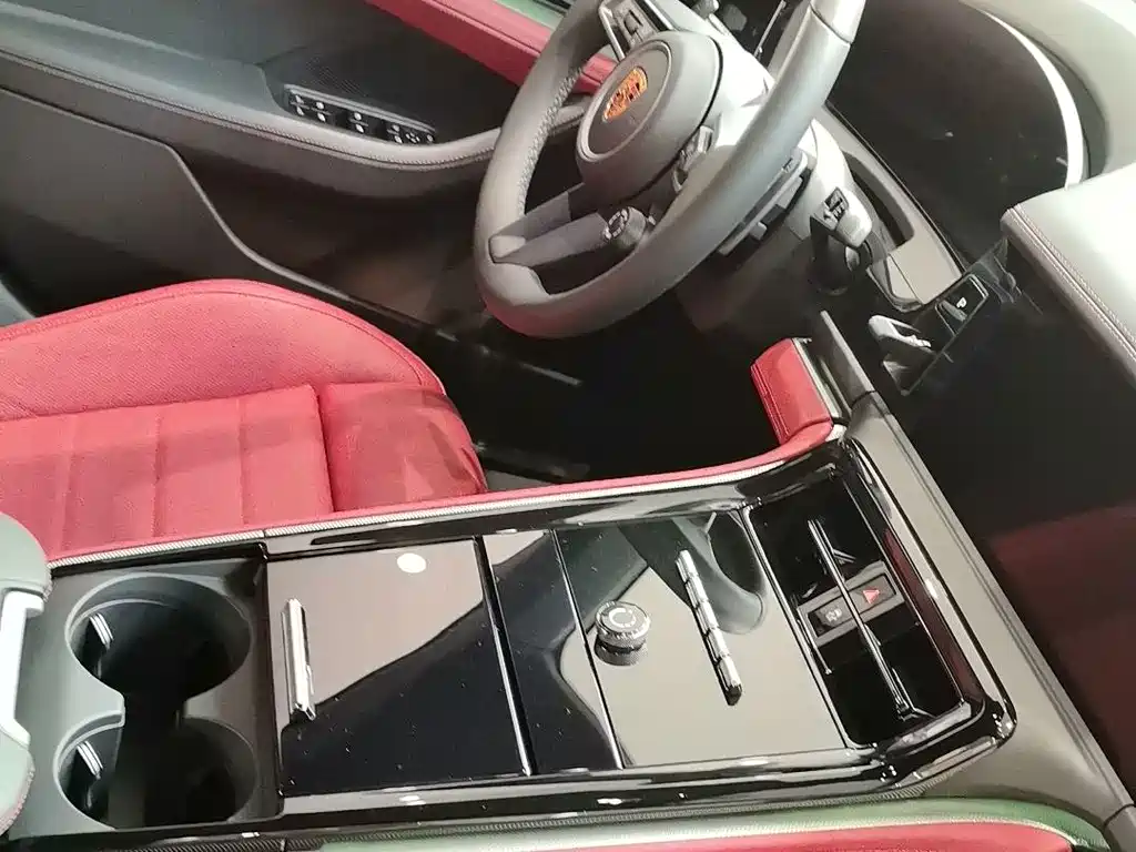 Porsche Panamera — миниатюра 11