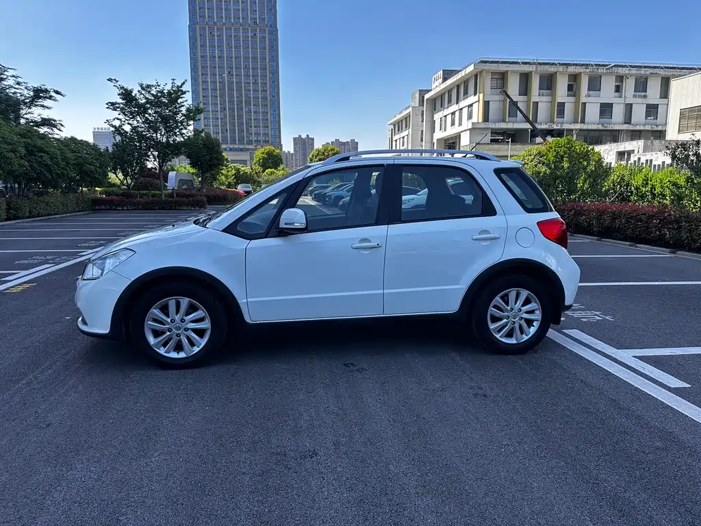Suzuki SX4 1.6L Auto Cool Sharp Type, фото 3