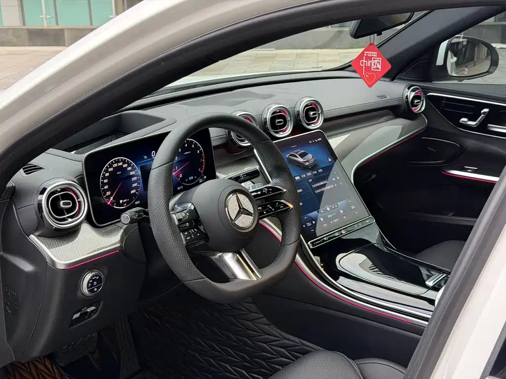 Mercedes-Benz C-Class — миниатюра 8