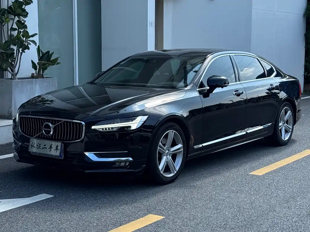 Volvo S90 2018