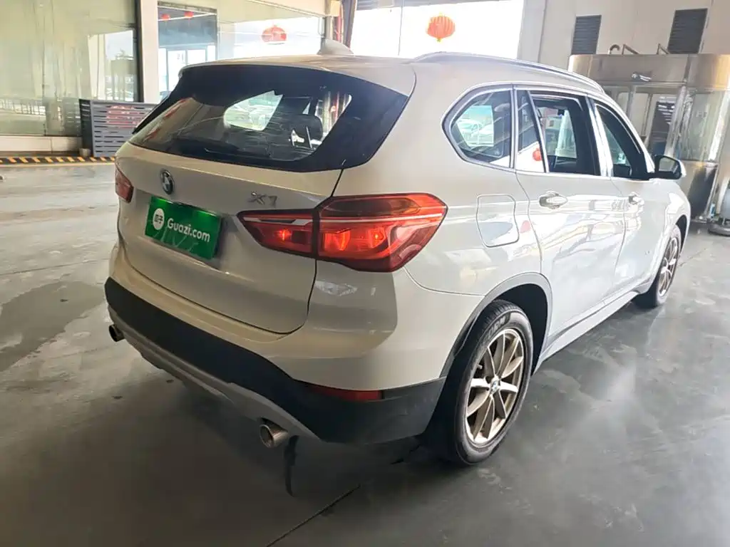 BMW X1 — миниатюра 7