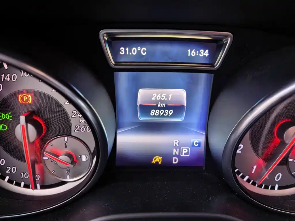 Mercedes-Benz GLA — миниатюра 13