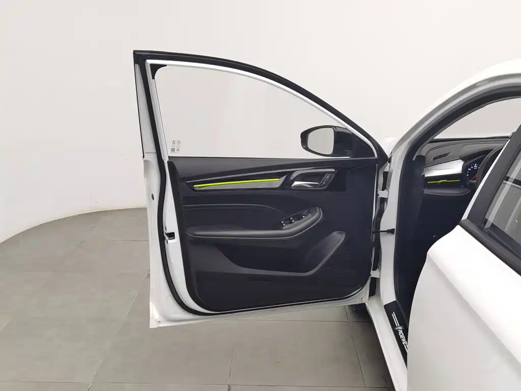 Roewe i5 — миниатюра 8