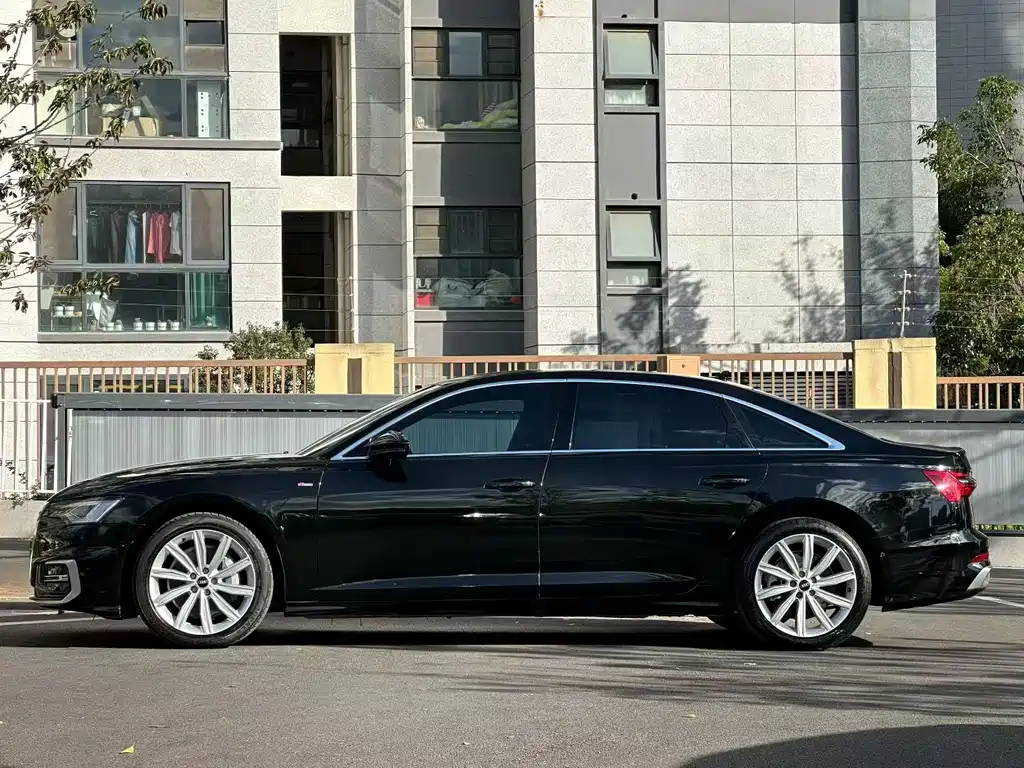 Audi A6L — миниатюра 3