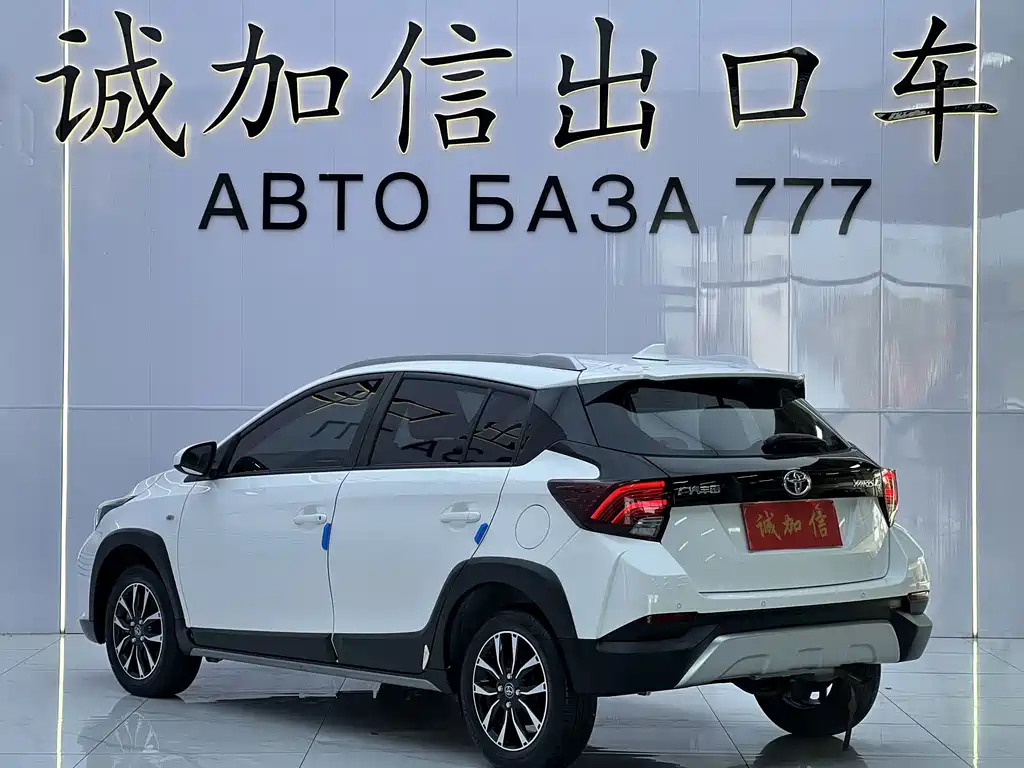 Toyota Yaris L — миниатюра 6