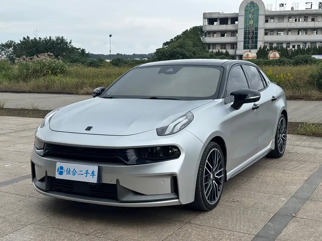 Lynk & Co 03 — миниатюра 2