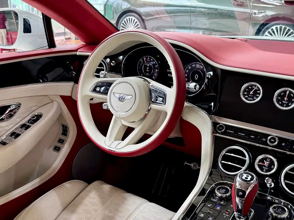 Bentley Continental PHEV — миниатюра 25