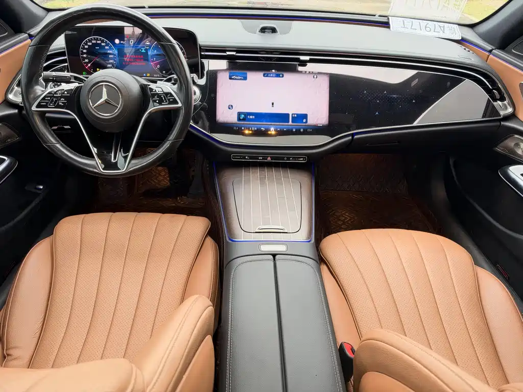 Mercedes-Benz E-Class — миниатюра 5