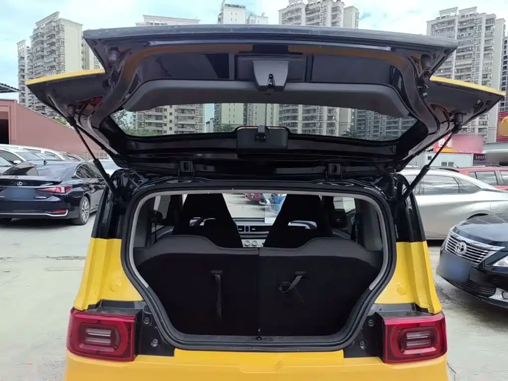 Wuling MINIEV — миниатюра 19