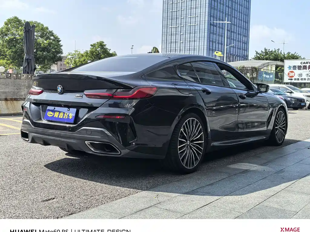 BMW 8 Series — миниатюра 4