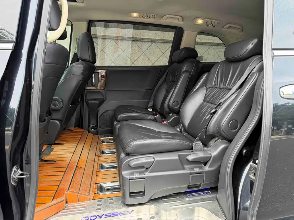Honda Odyssey — миниатюра 7