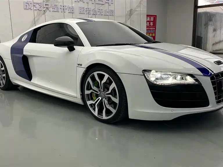 Audi R8 — миниатюра 3