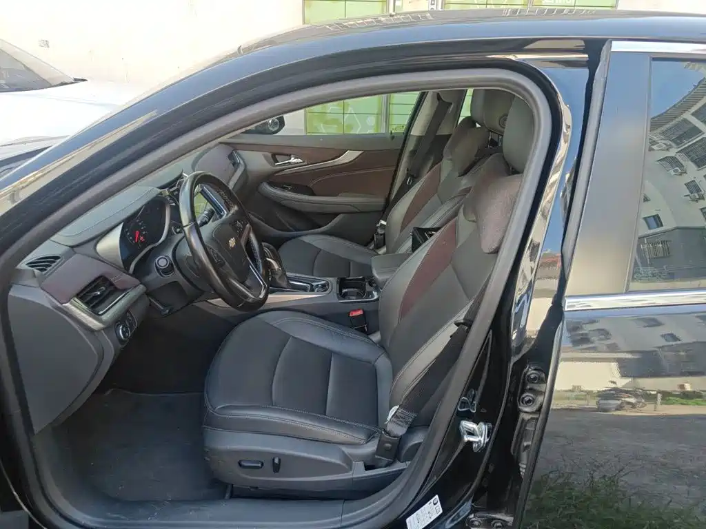 Chevrolet Malibu — миниатюра 11