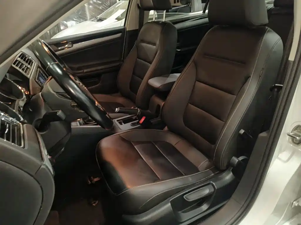 Volkswagen Sagitar — миниатюра 15