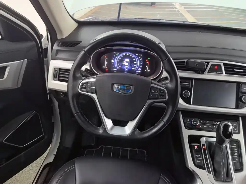 Geely Boyue — миниатюра 11