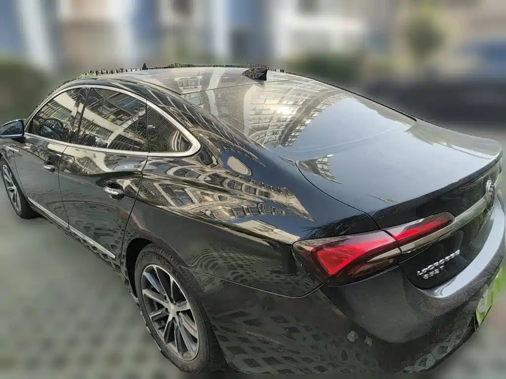 Buick LaCrosse — миниатюра 25