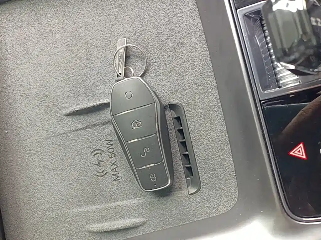 BYD Seal 07 DM-i — миниатюра 9