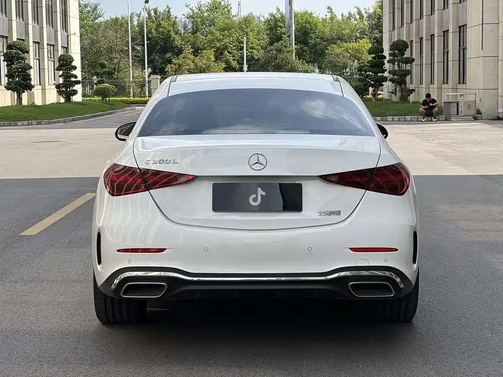 Mercedes-Benz C-Class — миниатюра 20