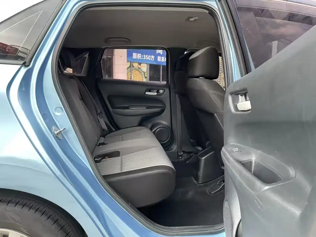 Honda Fit — миниатюра 10
