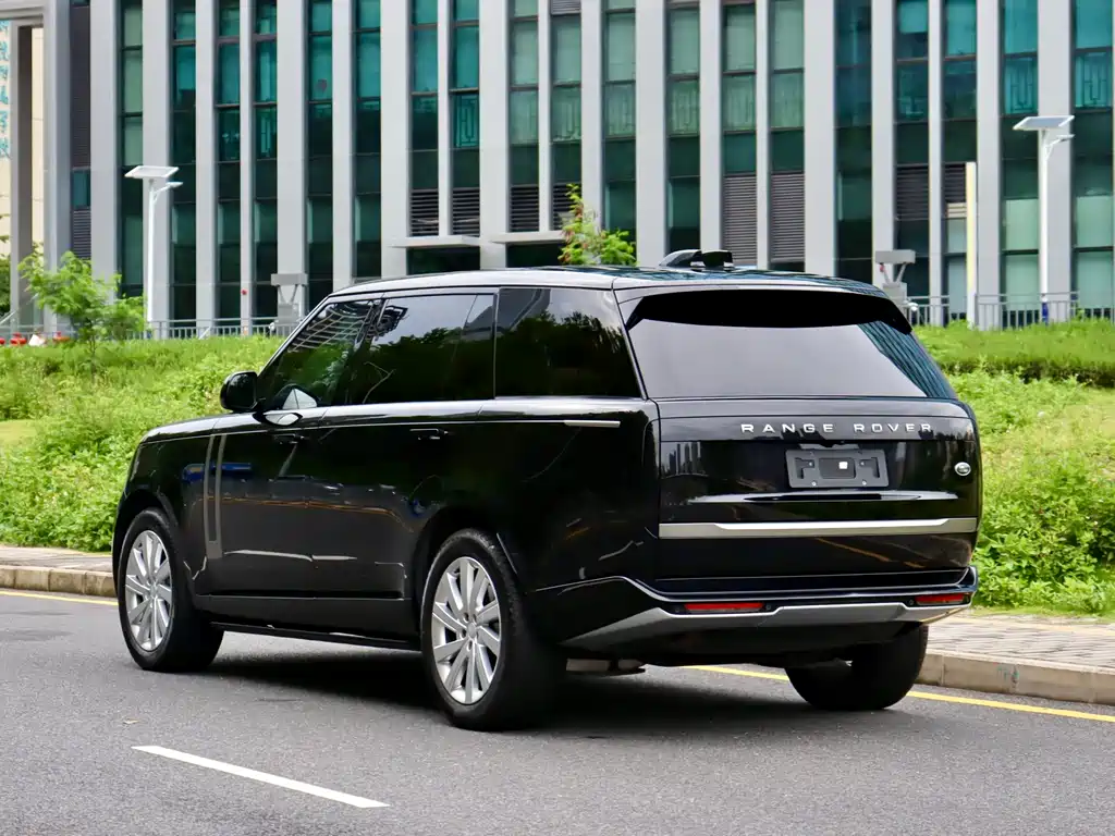 Land Rover Range Rover — миниатюра 6