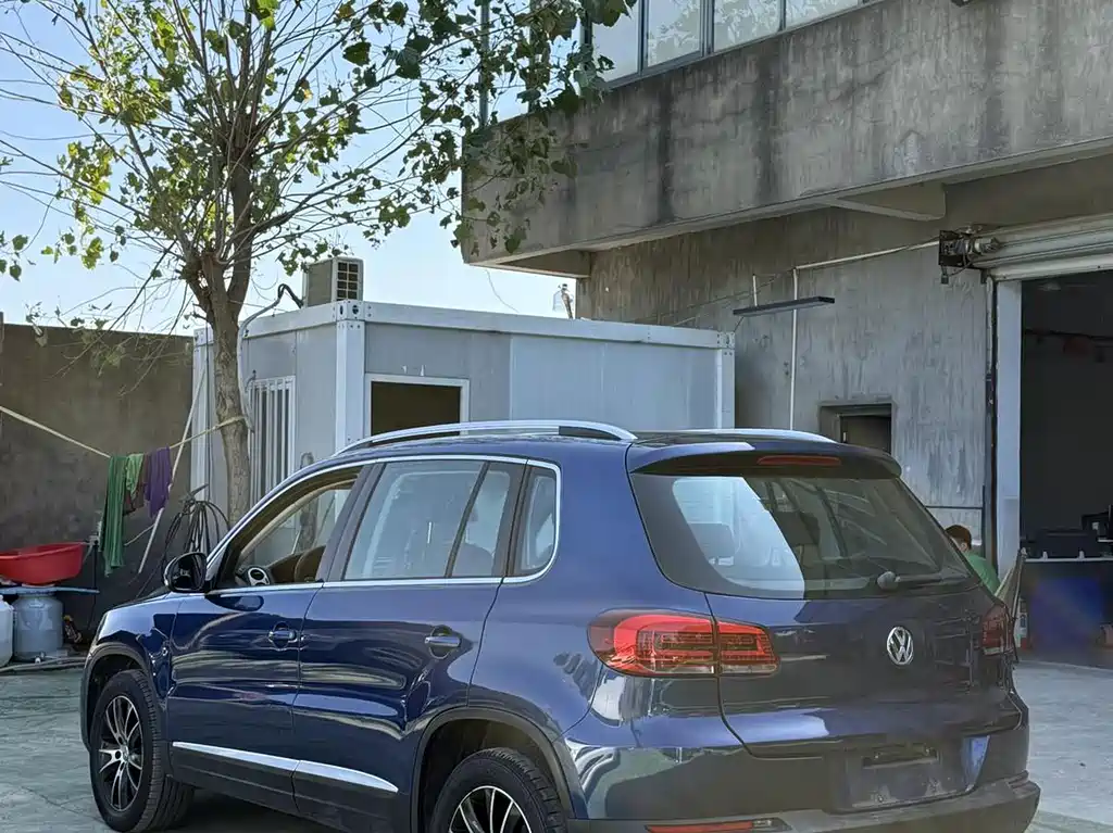 Volkswagen Tiguan — миниатюра 13