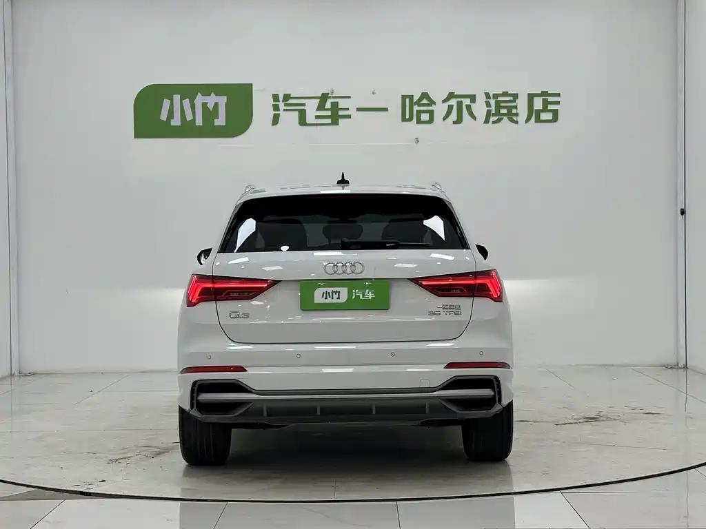 Audi Q3 2022 35 TFSI