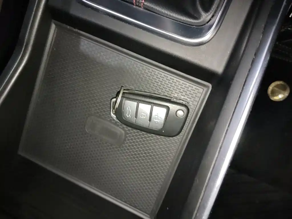 Geely Vision X3 — миниатюра 9