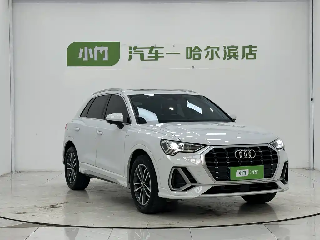 Audi Q3 2022 35 TFSI