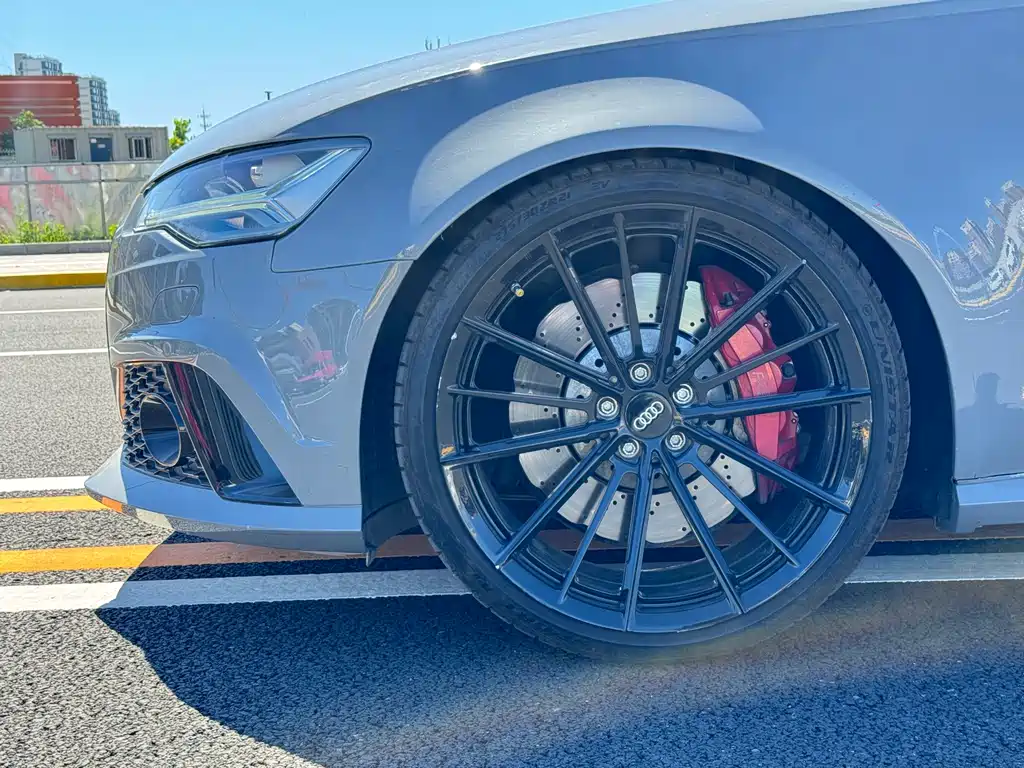 Audi RS 6 2016 RS 6 4.0T Avant