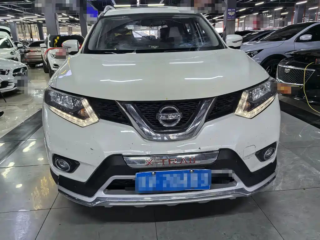 Nissan X-Trail 2015 2.0L CVT Comfort MAX 2WD